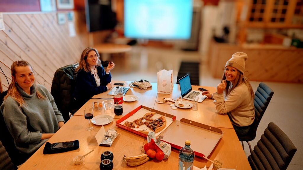 PXL_20240208_170308764~2